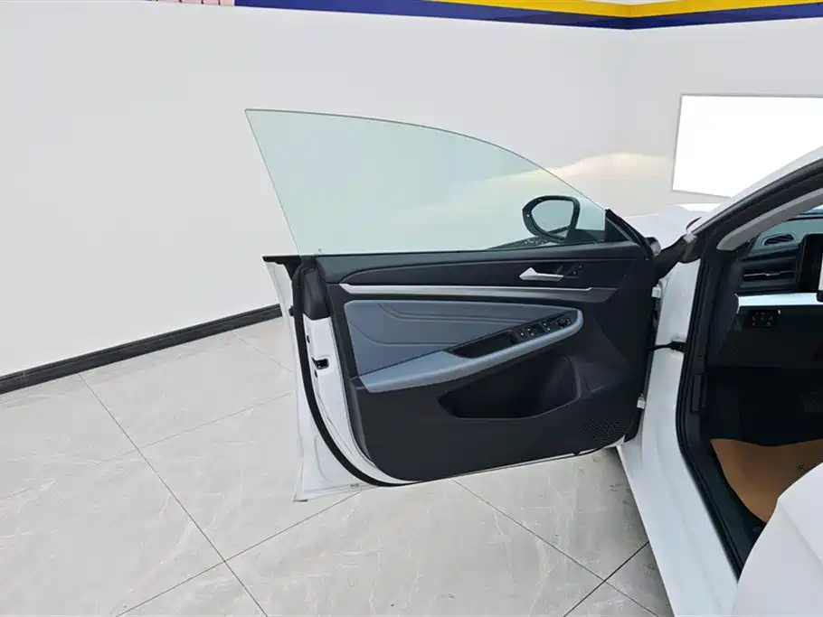Volkswagen Lamando 2024 Lamando L 280TSI DSG Stylish Edition фото 7