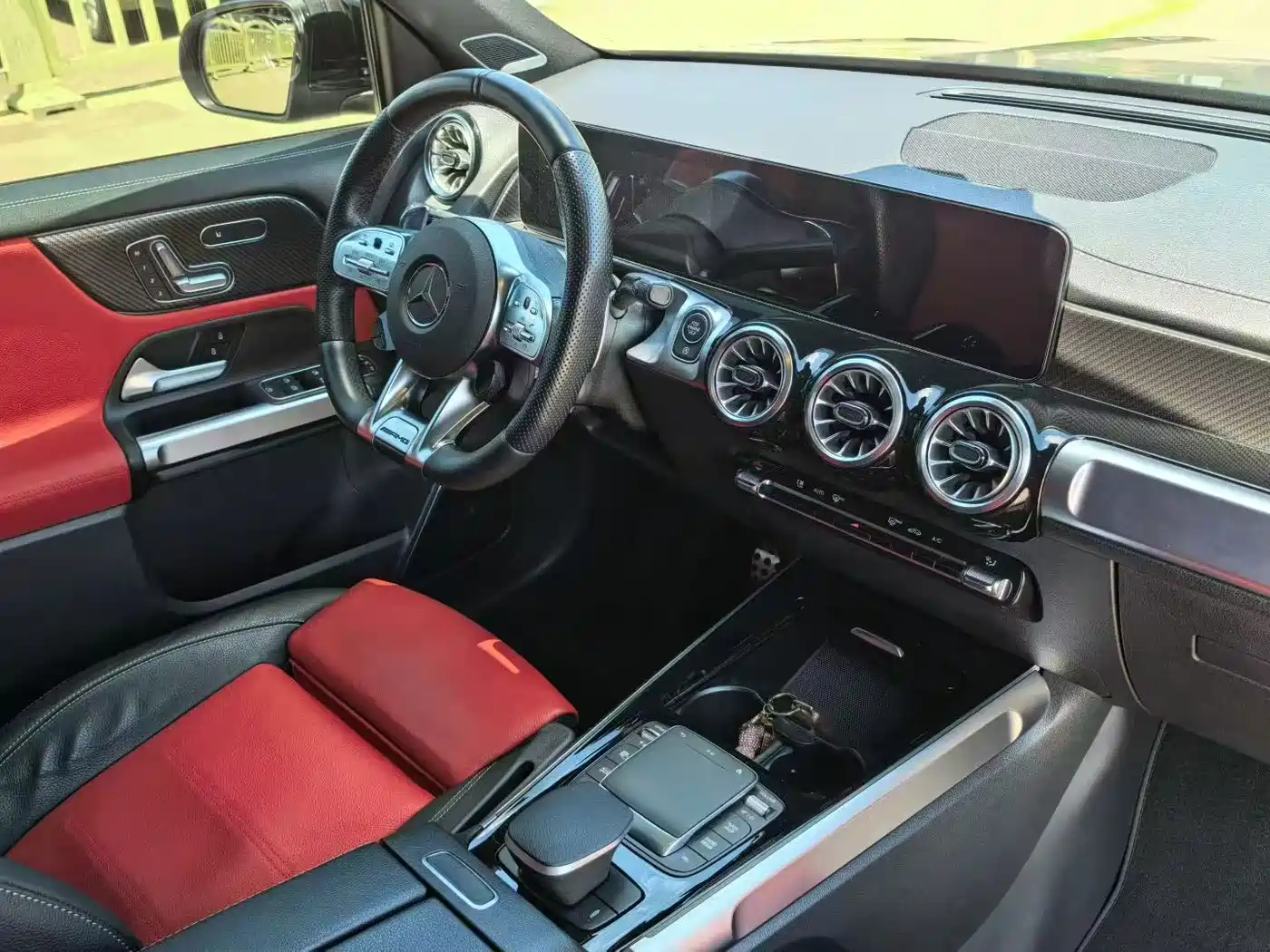 Mercedes-Benz GLB AMG 2024 2024 AMG GLB 35 4MATIC
