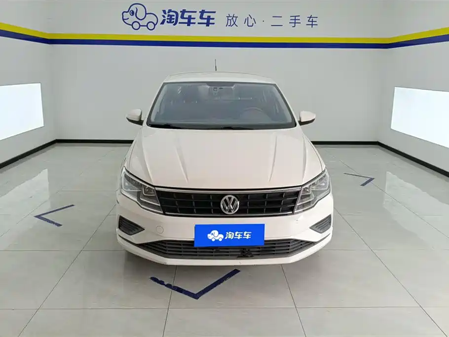 Volkswagen Jetta 2017 1.5L Automatic Fashion фото 2