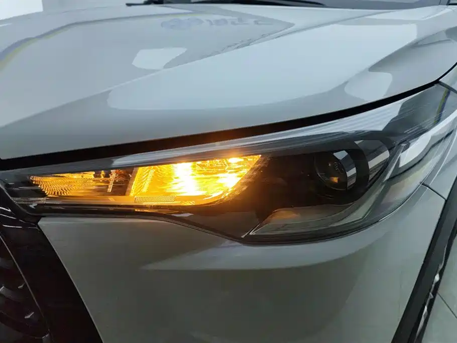 Toyota Corolla Cross 2023 2.0L Pioneer Edition фото 5