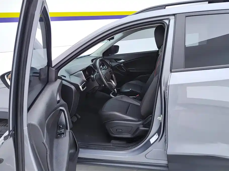 Chevrolet Trax 2021 Redline 335T CVT Extreme Edition China VI фото 9