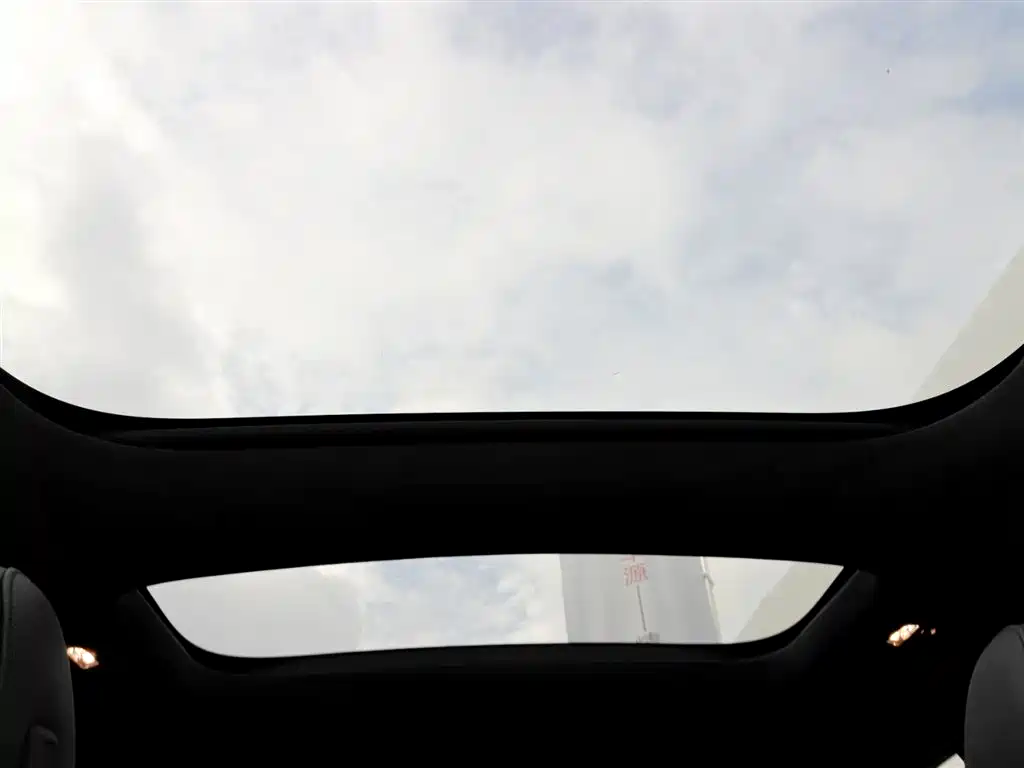 Mercedes-Benz GLB, миниатюра 14