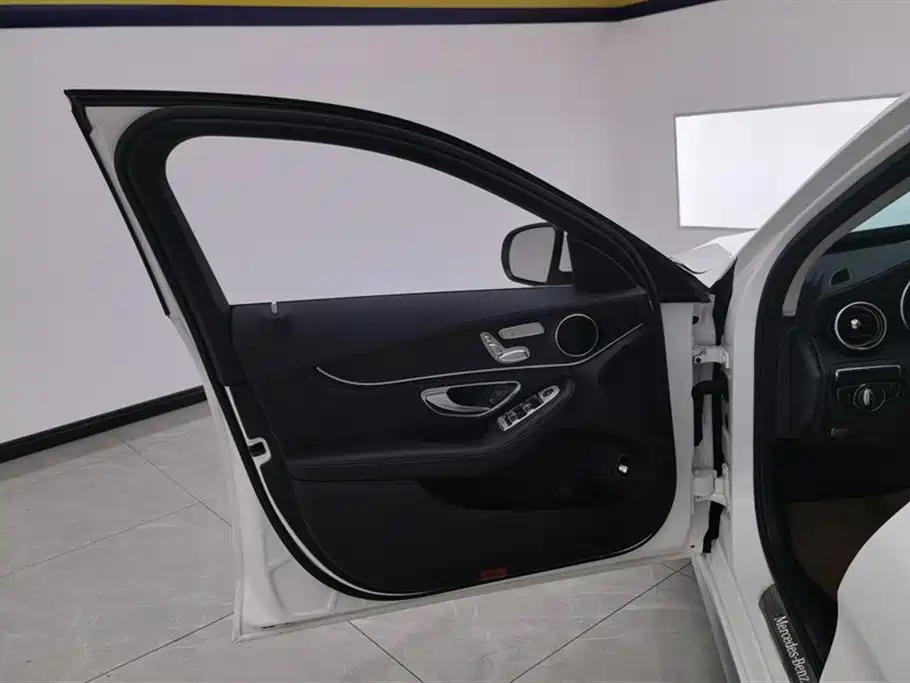 Mercedes-Benz C-Class 2019 C 260 L Sport фото 7
