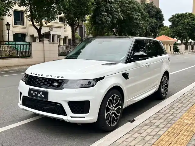 Land Rover Range Rover Sport 3.0 L6, Чёрная серия