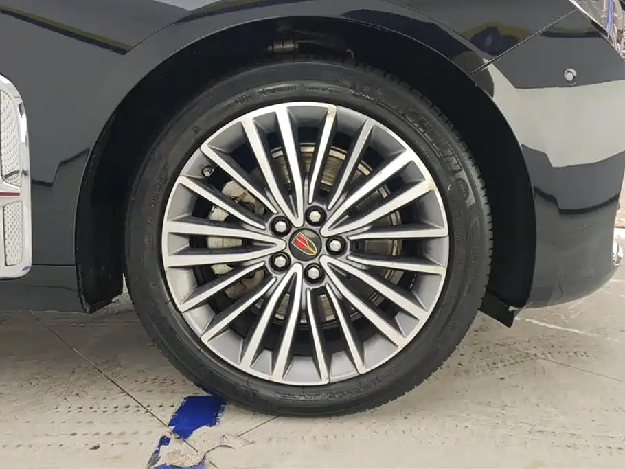 Hongqi H9 2020 2.0T Smart Connection Qi Chang Edition фото 6