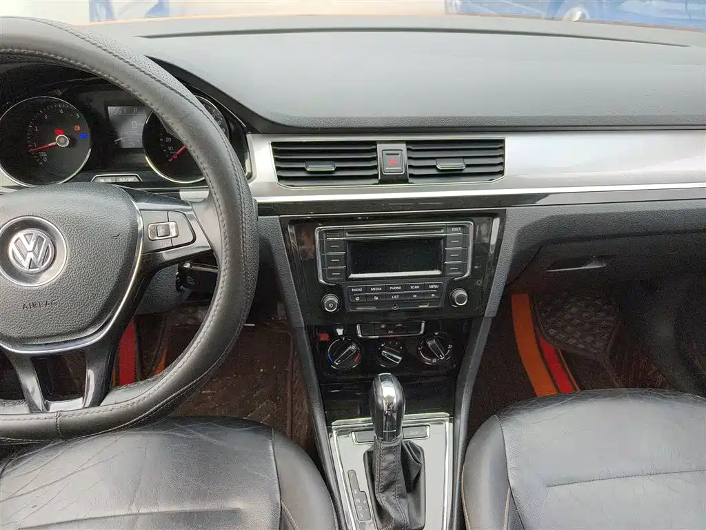 Volkswagen Bora 2018 1.5L Automatic Comfort фото 13