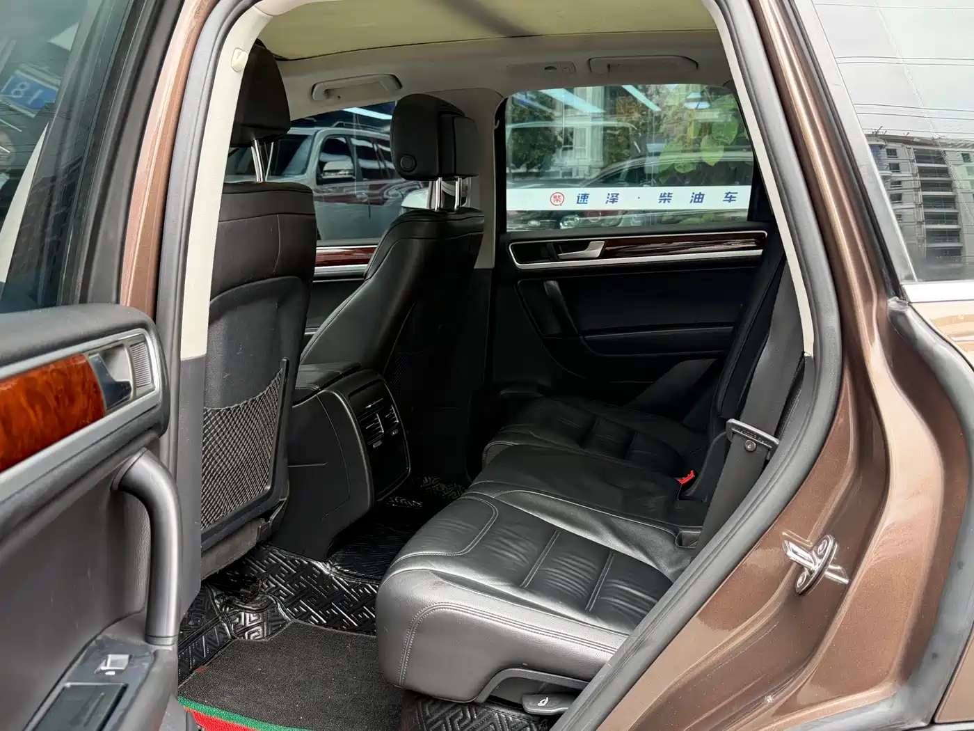 Volkswagen Touareg 2011 3.0TDI Diesel Standard фото 6