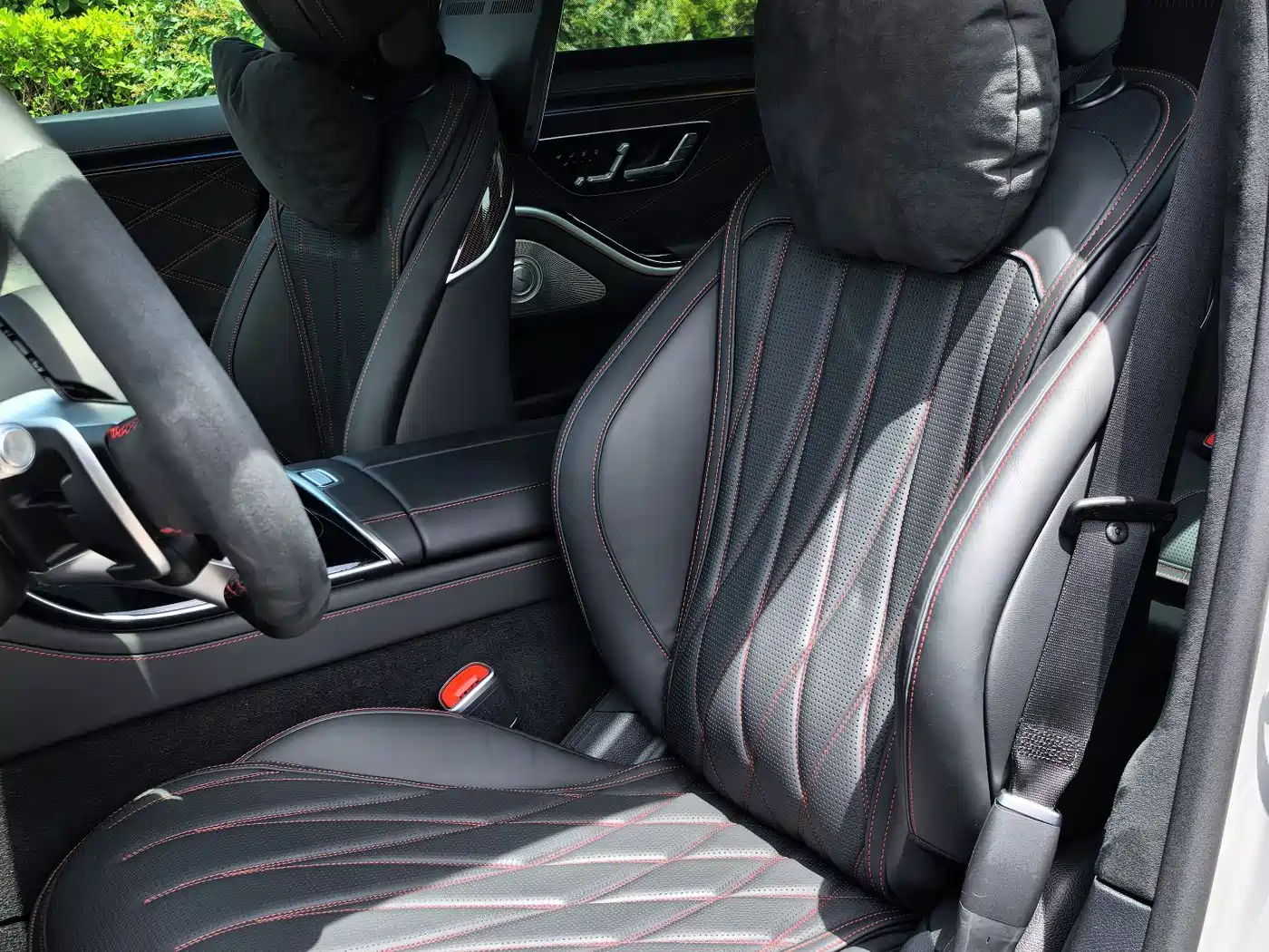 Mercedes-Benz S-Class AMG Hybrid 2024 Mercedes-AMG S 63 L E Performance Launch Edition фото 9