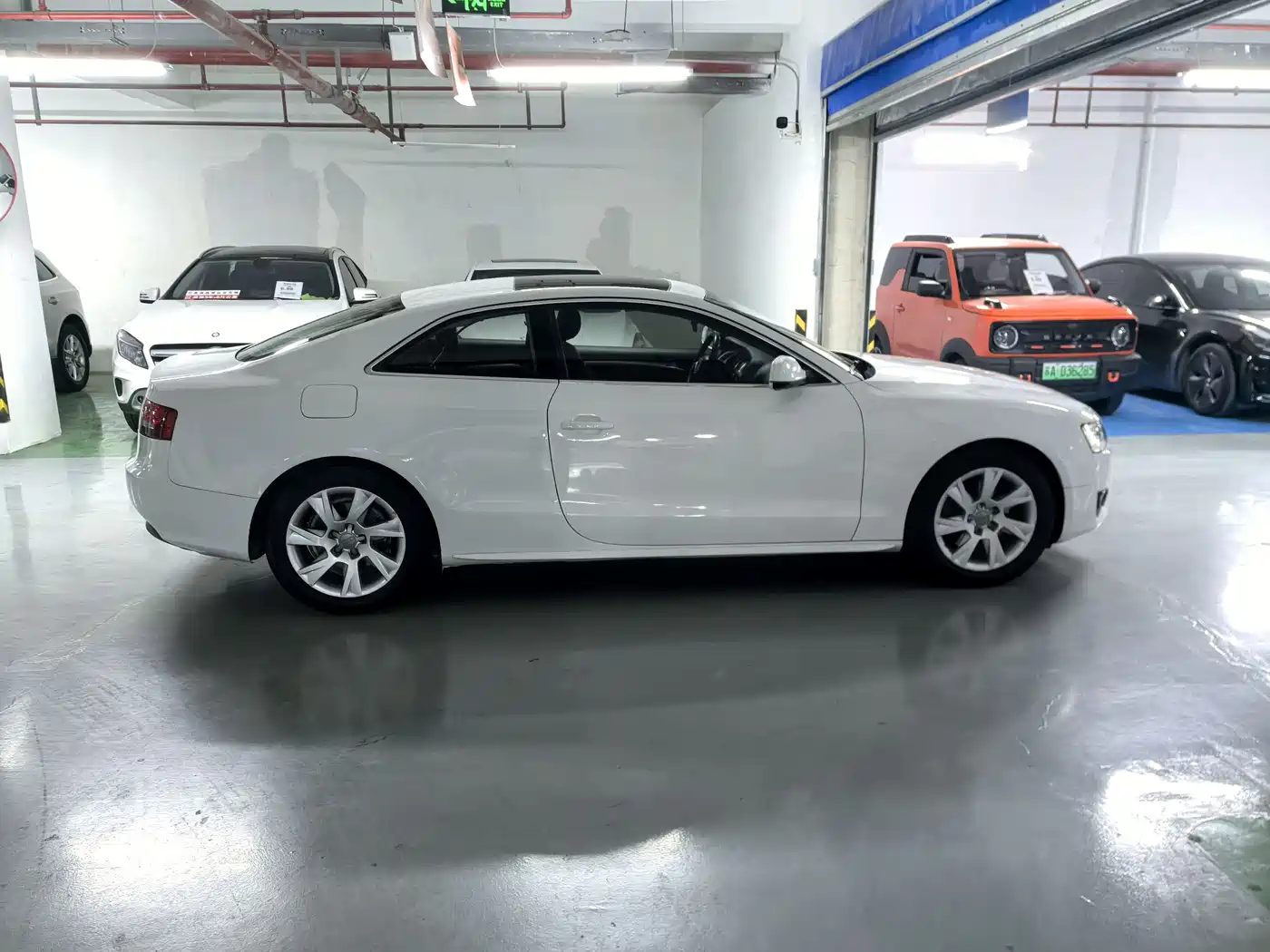 Audi A5 (Import) 2010 2.0TFSI Coupe фото 5