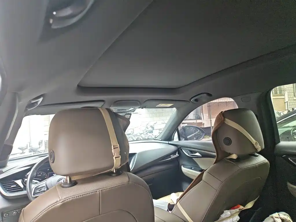 Photo 19 - Buick Envision Plus