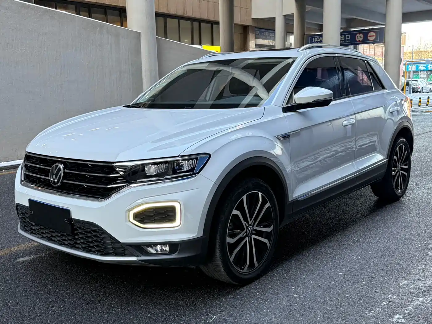 VOLKSWAGEN T ROC EXPLORING SONGS