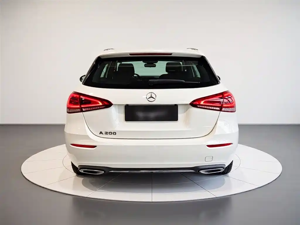 Mercedes-Benz A-Class (Import) 2022 A 200 Dynamic фото 10