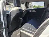 Фото 9 - Geely Geometry E Firefly