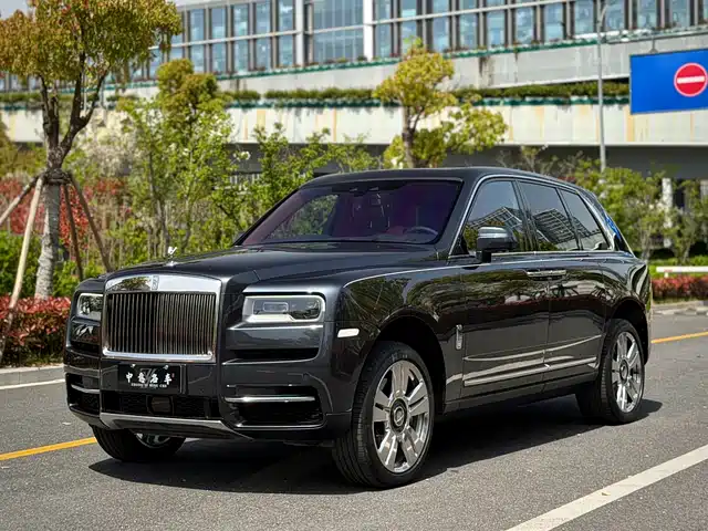  Rolls-Royce Cullinan 2018 5-Seater Version