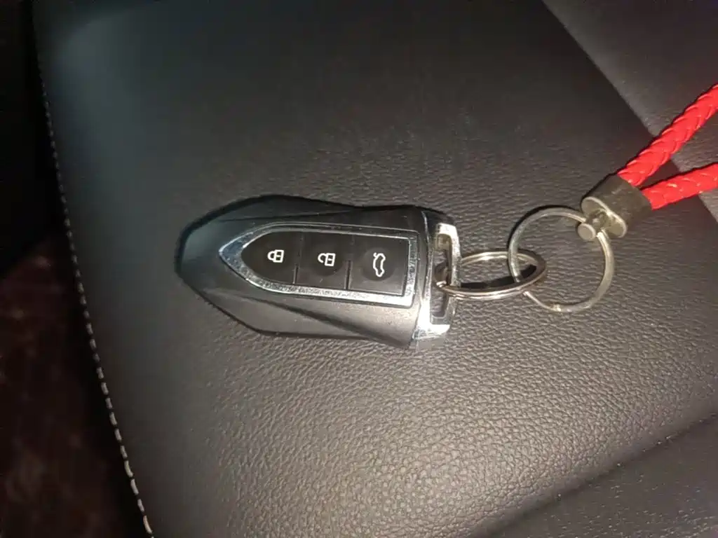 Zotye SR7 2018 2016 1.5T CVT Magic Cube Dream Edition (China V)