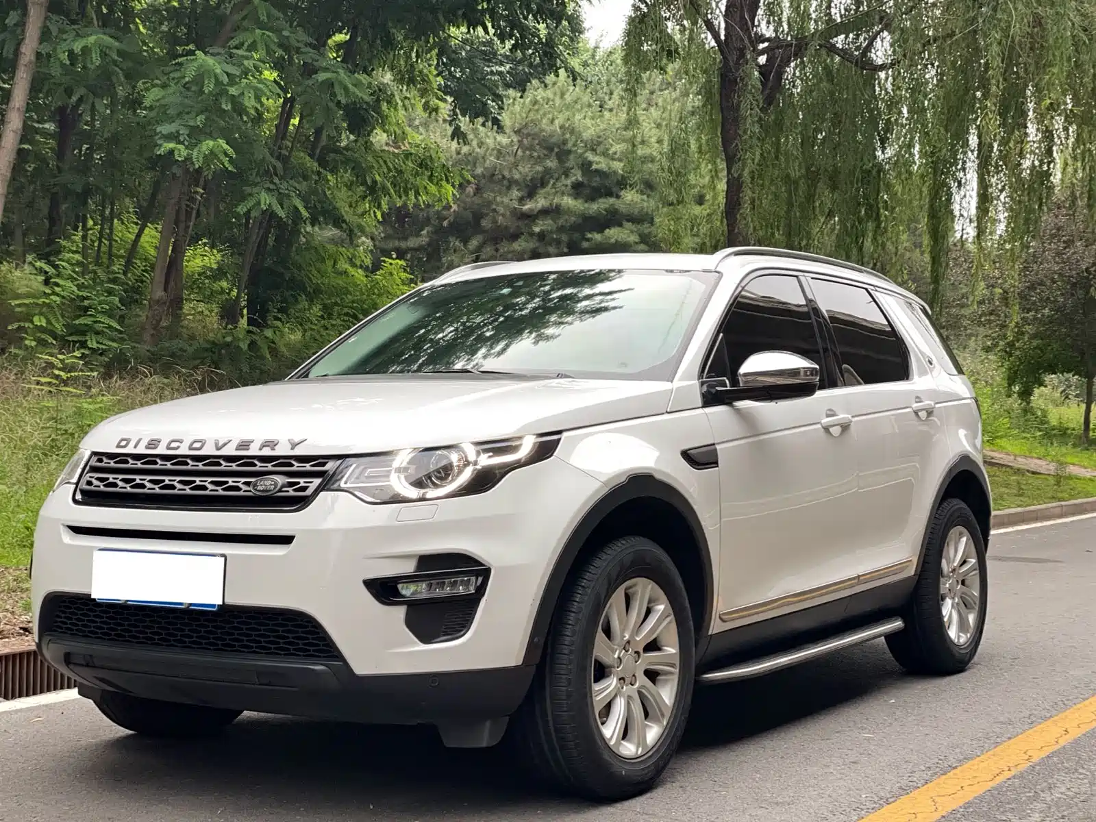 صورة 1 - Land Rover Discovery Sport