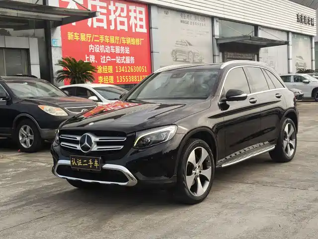 MERCEDES-BENZ GLC