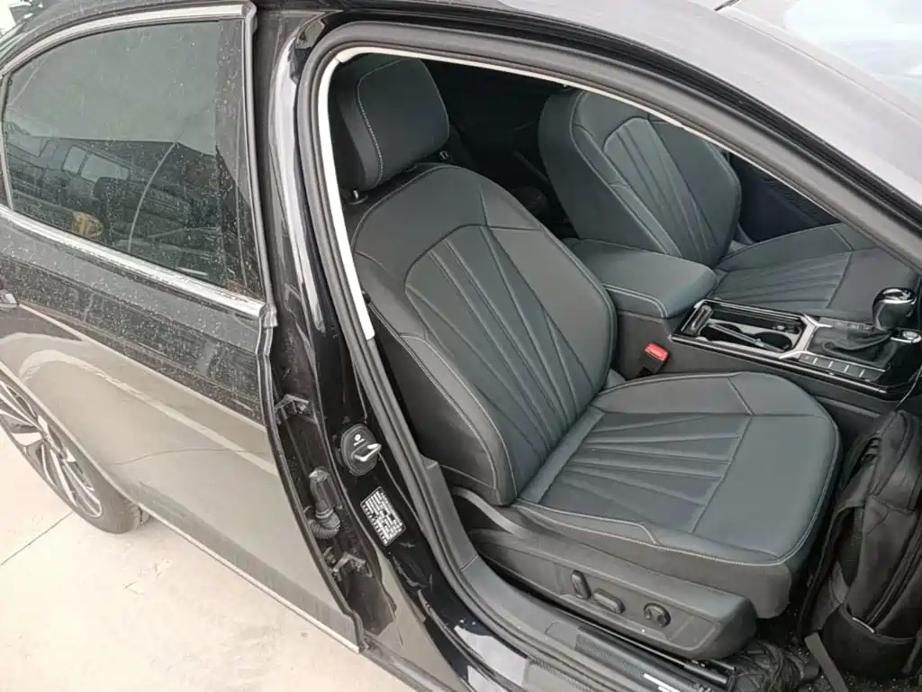 Volkswagen Passat 2026 2026 Outstanding Edition 380TSI Dragon Soaring Version