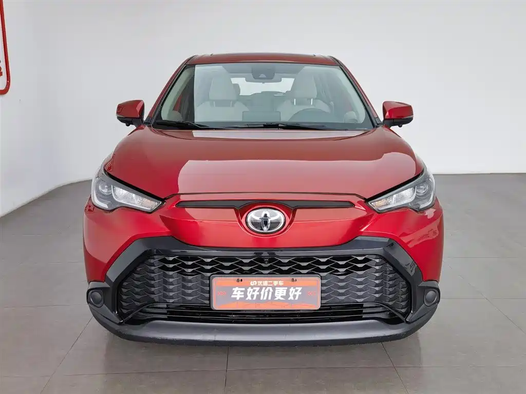 Toyota Frontlander 2022 2.0L CVT Leading Edition фото 3