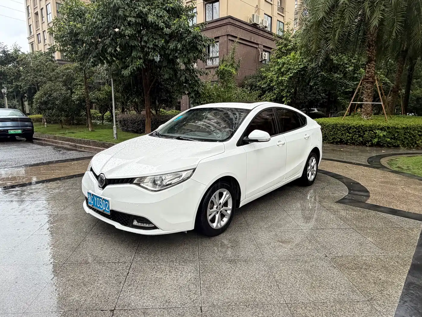 MG GT 2016 2016 Model 1.5T Automatic Premium Luxury Edition