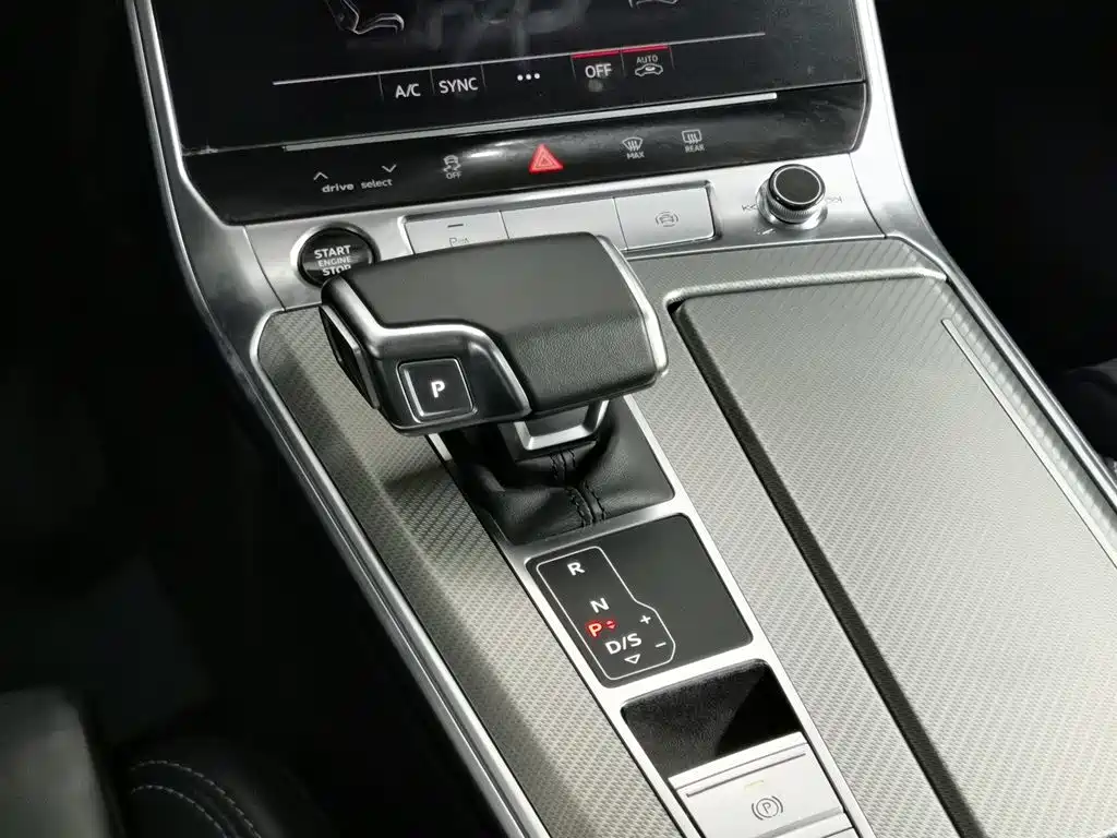Audi A6L 2023 45 TFSI Premium Selection Dynamic фото 13
