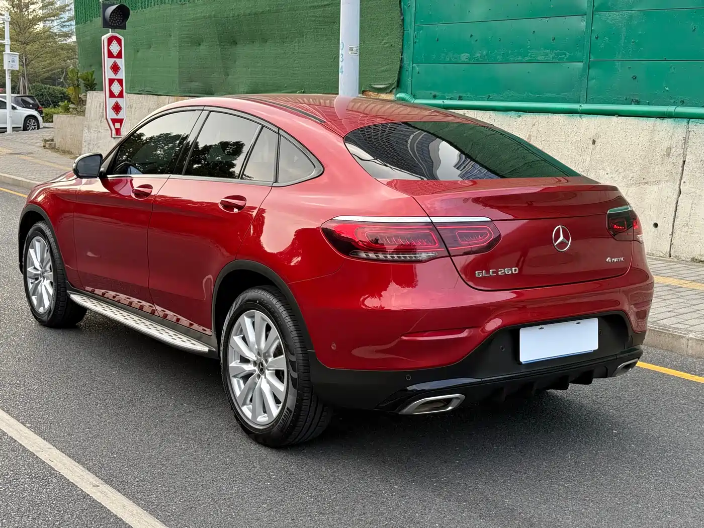 Mercedes-Benz GLC Coupe 2021 GLC 260 4MATIC Coupe SUV фото 7