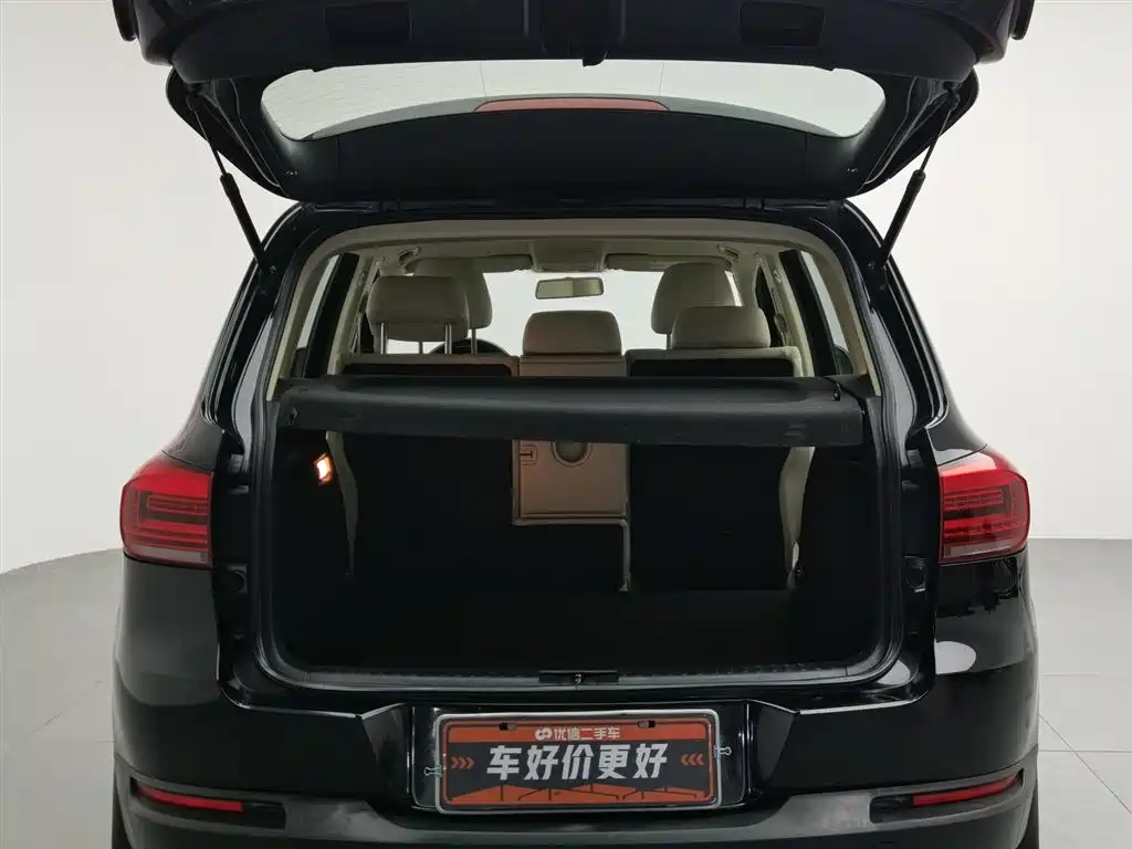 Volkswagen Tiguan 2015 1.8TSI Automatic 2WD Trendline фото 16