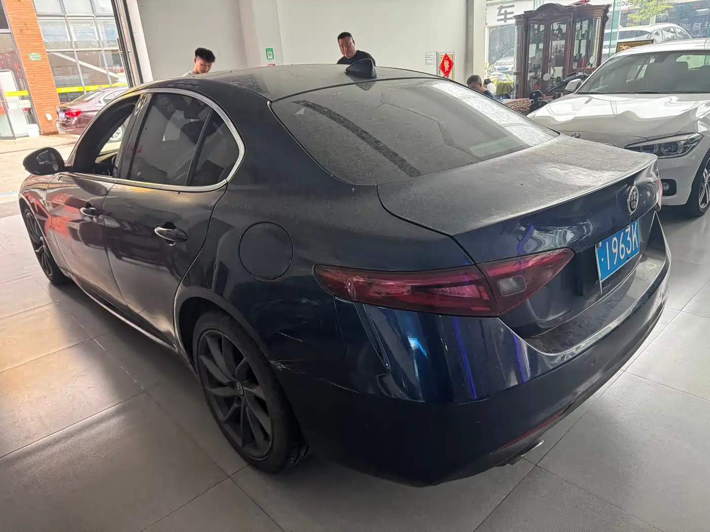 Alfa Romeo Giulia 2017 2017 2.0T 200HP Luxury Edition