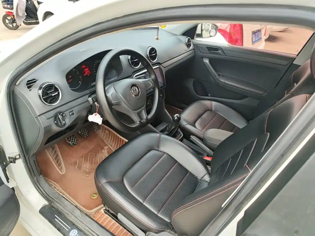 Volkswagen Jetta 2019 2019 Dream Edition 1.5L Manual Fashion
