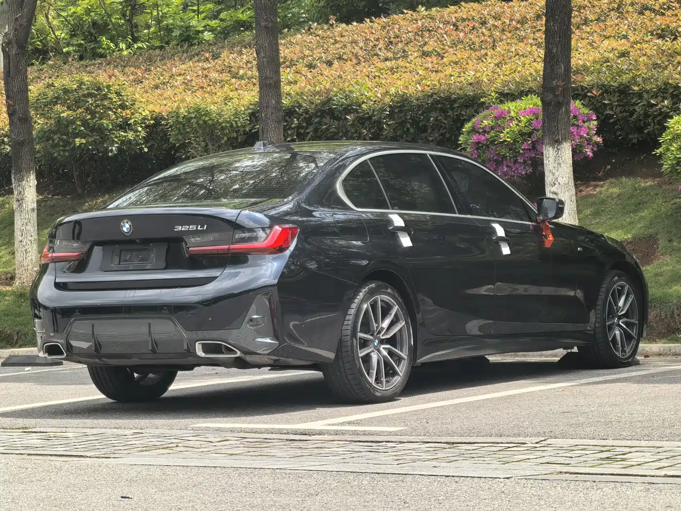 BMW 3 Series 2024 325Li M Sport Package фото 11