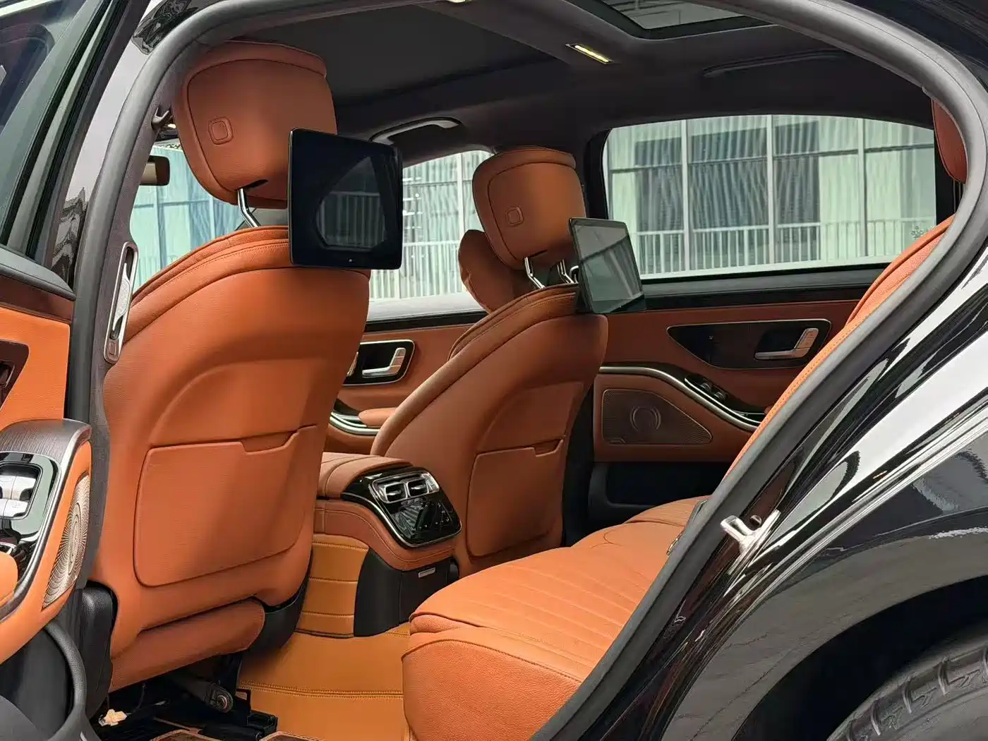 Mercedes-Benz S-Class 2023 Model S 400 L Business Edition фото 6