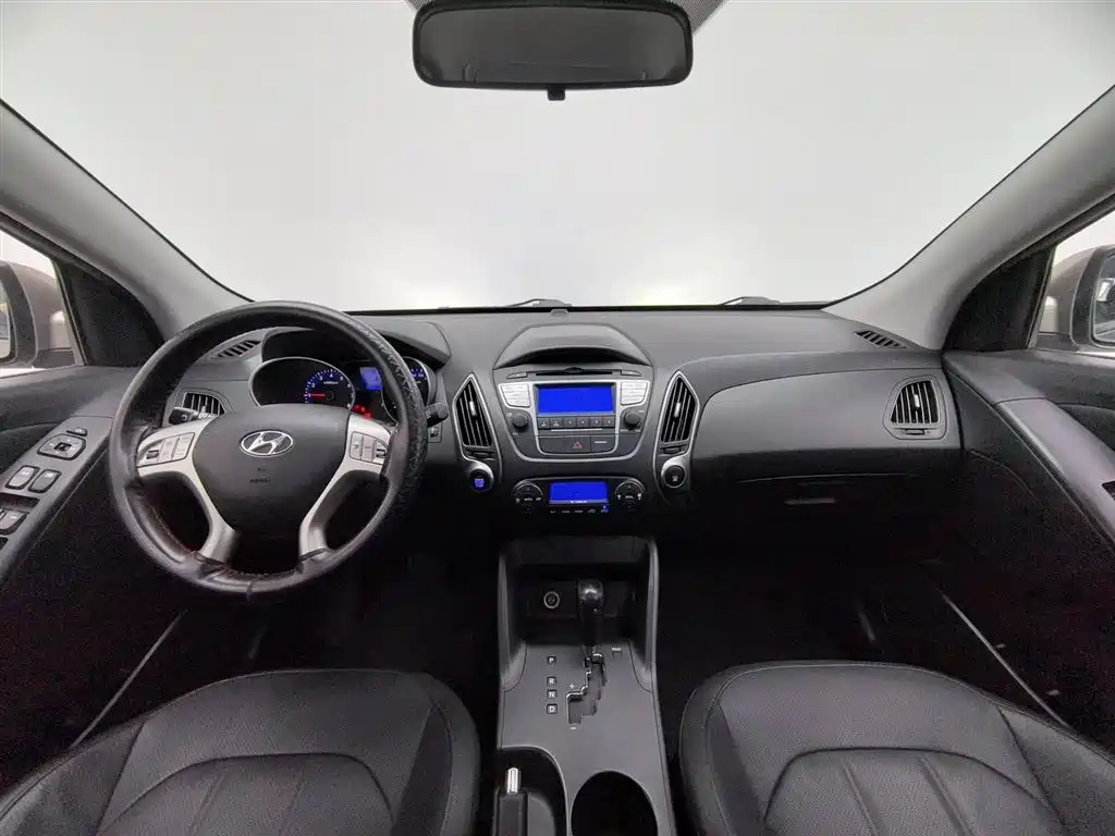 Hyundai Beijing Hyundai ix35 2013 2.0L Automatic 2WD Smart GLS China V фото 5