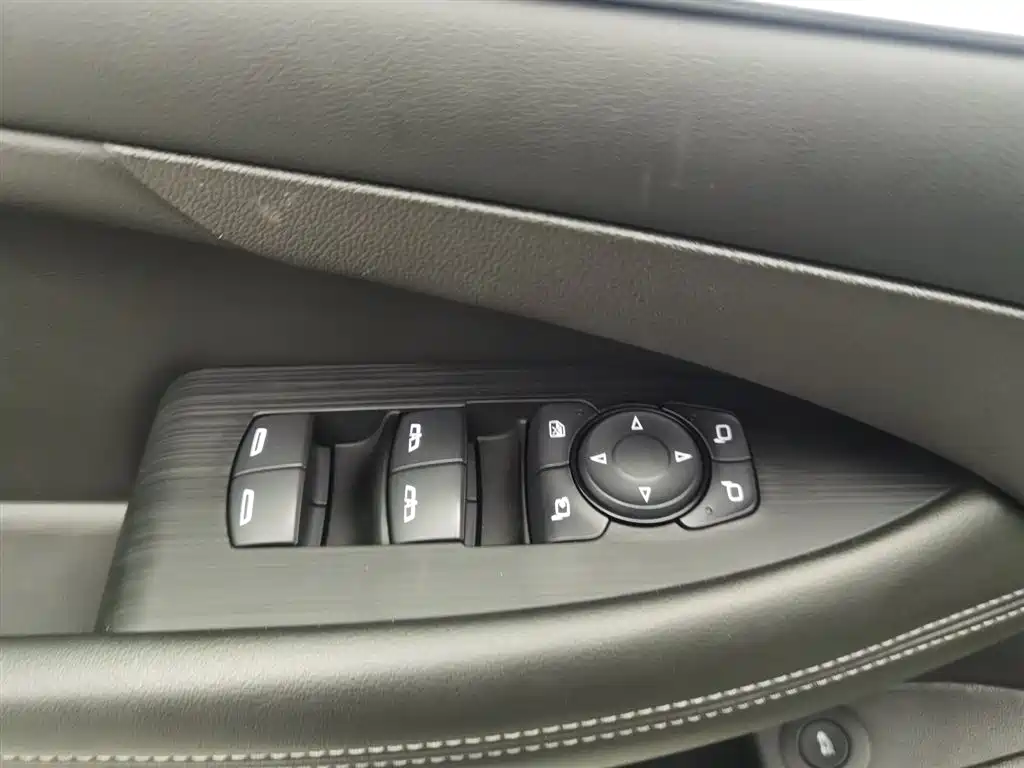 Buick LaCrosse 2021 652T Luxury Edition фото 9
