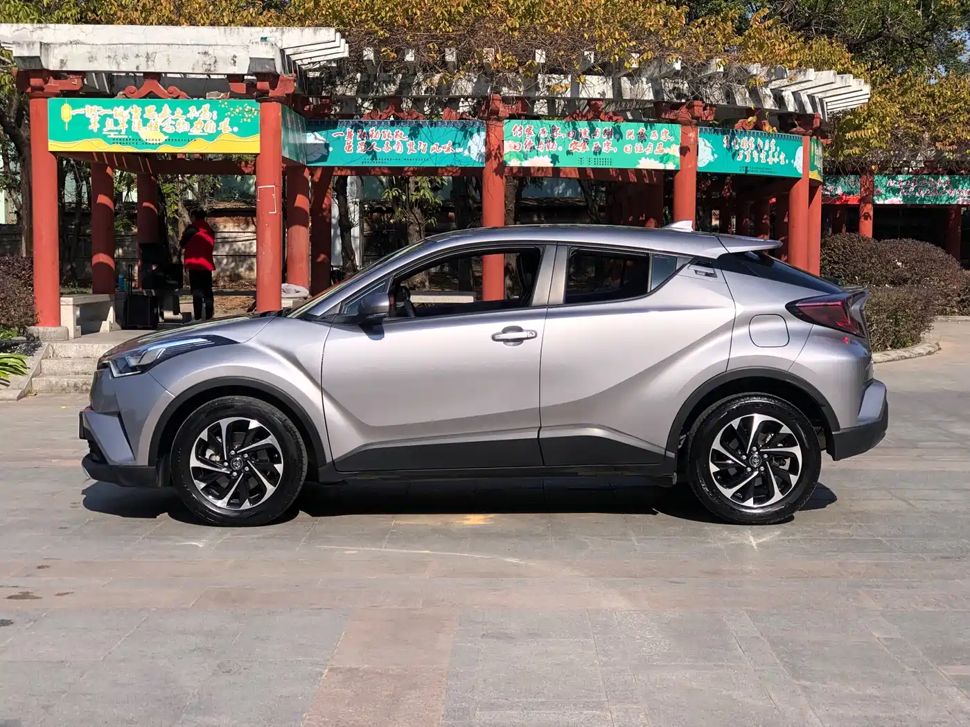 Toyota IZOA 2021 2.0L Yidong Edition фото 4