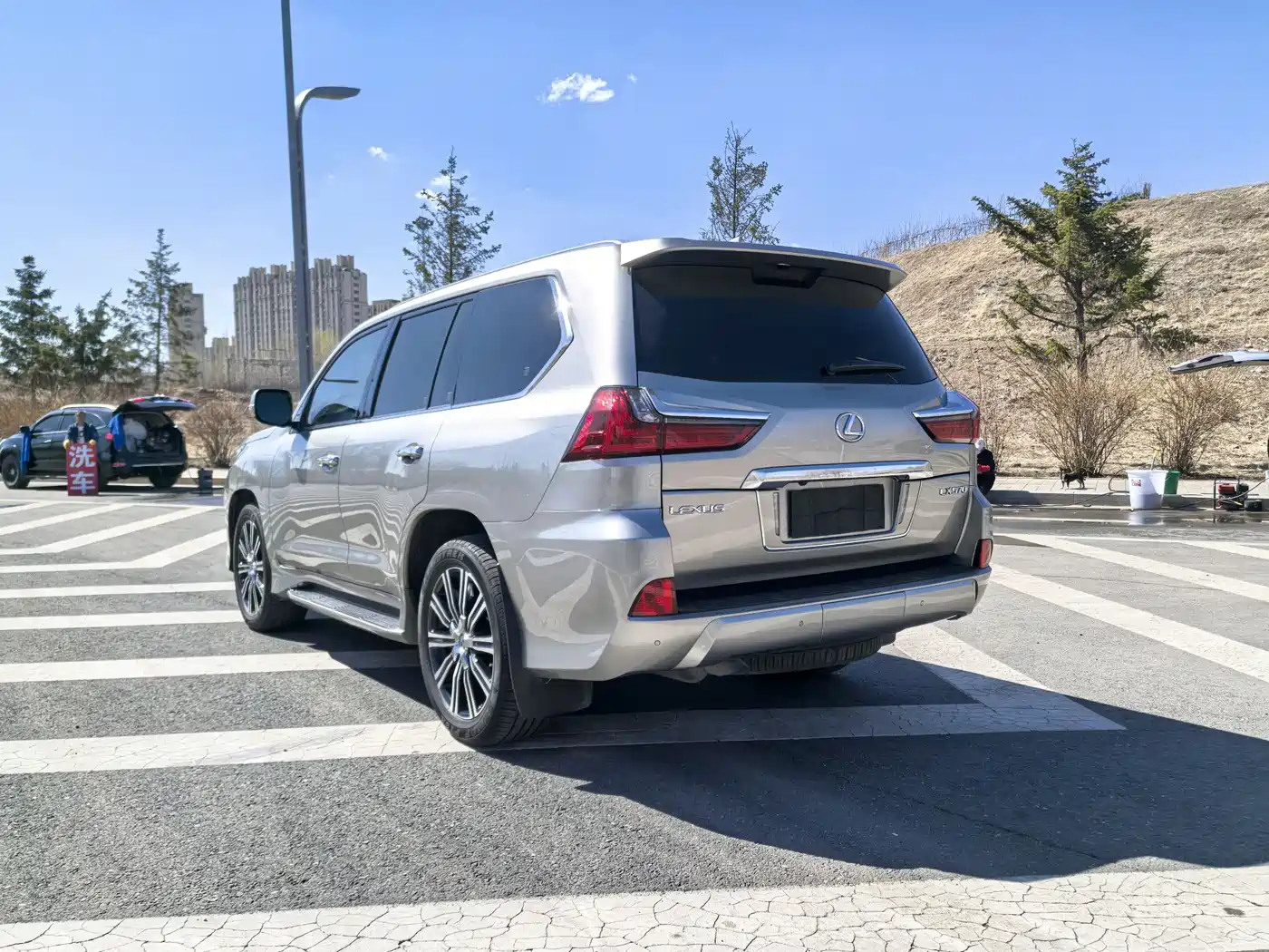 Lexus LX 2019 570 Prestige Luxury Edition фото 4