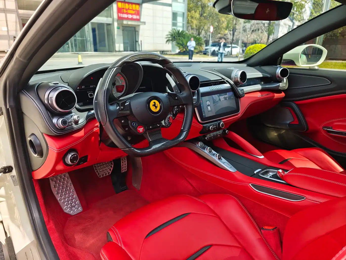 Ferrari GTC4Lusso 2019 2017 3.9T V8