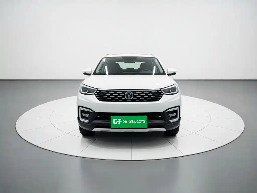 Фото 2 - Changan CS55