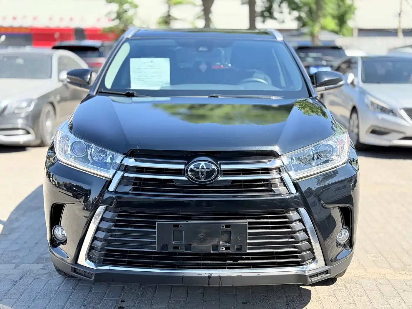 TOYOTA HIGHLANDER
