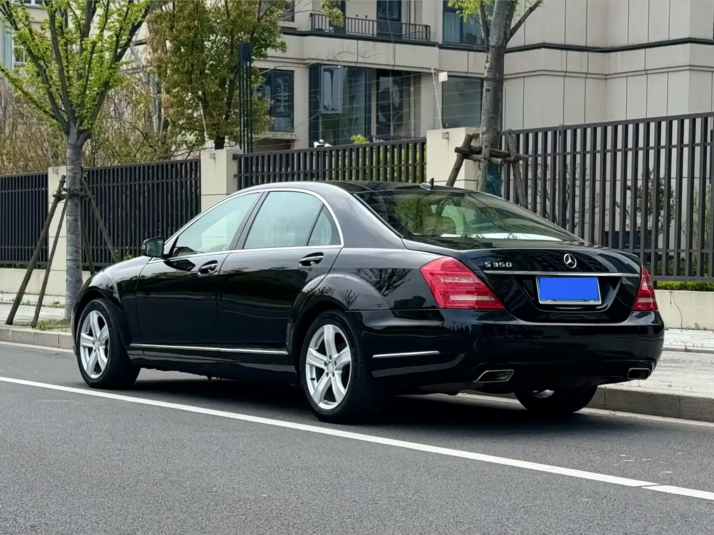 Mercedes-Benz S-Class 2011 S 350 L CGI 4MATIC фото 4