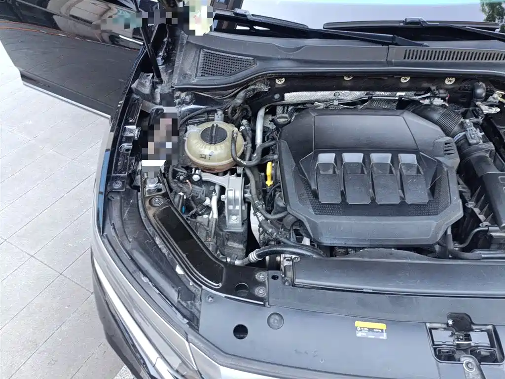 Volkswagen Passat 2023 330TSI Luxury Edition фото 22