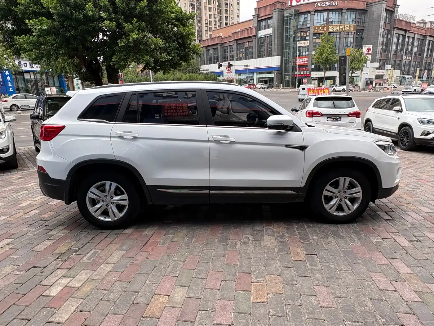 Фото 10 - Changan CS75