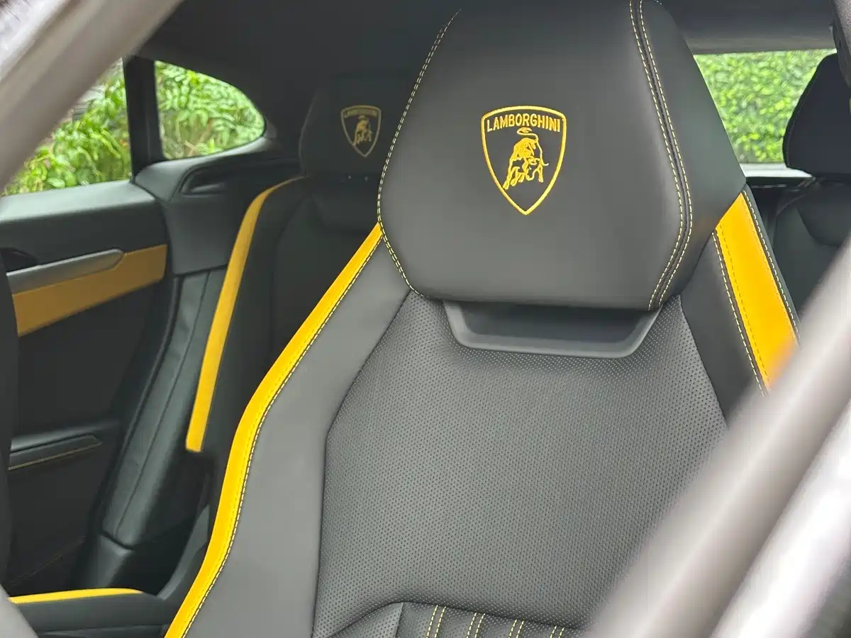 Фото 7 - Lamborghini Urus SE