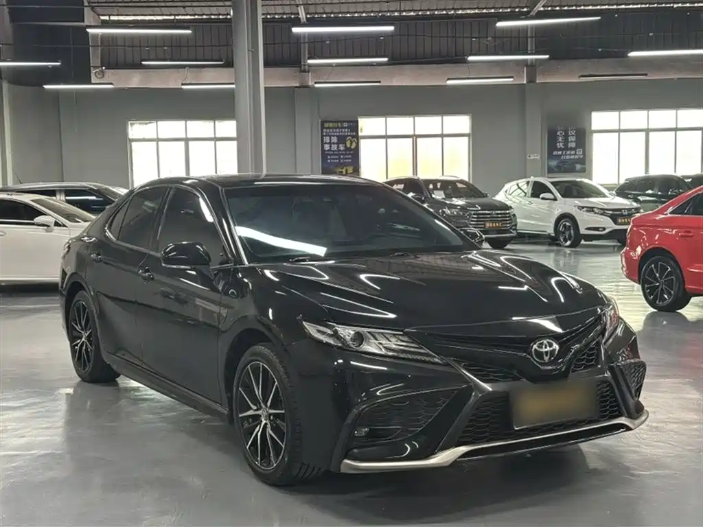 Toyota Camry 2021 2.0S Sporty Edition фото 3