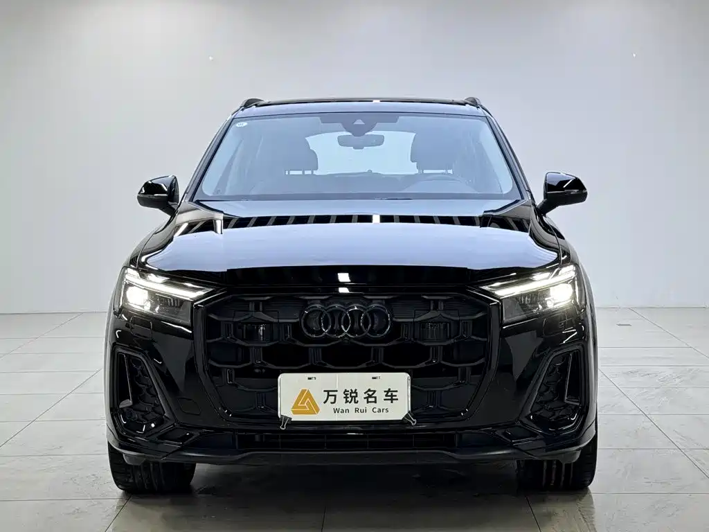 Audi Q7 2025 2025 45 TFSI quattro S line Black Warrior