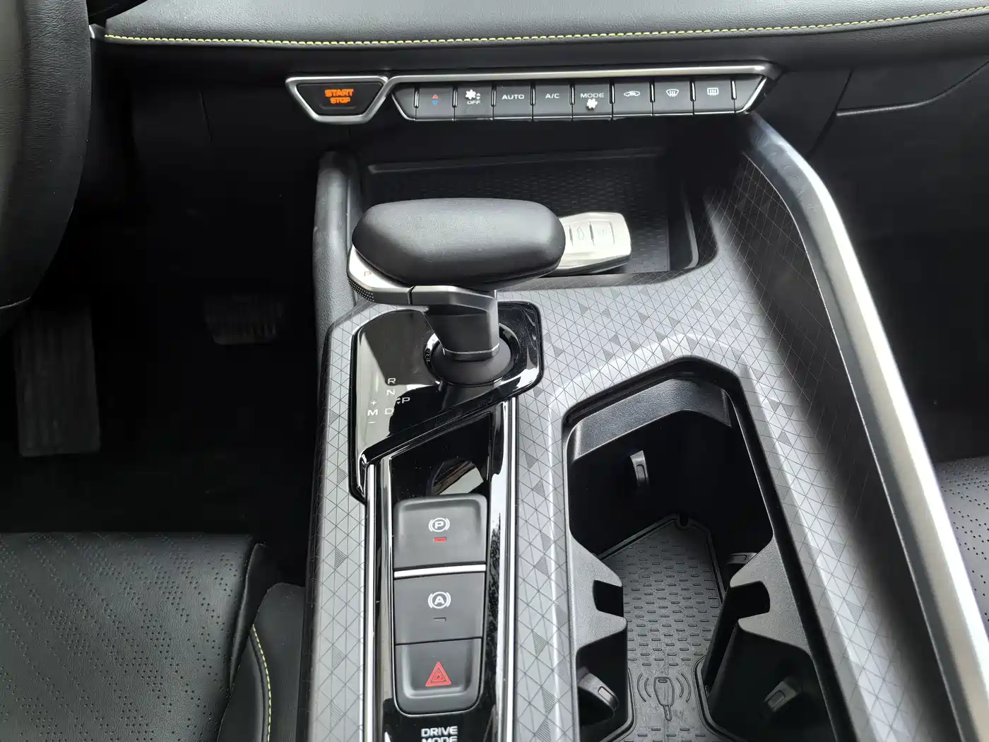Geely Preface 2024 2023 1.5TD Kunlun Edition