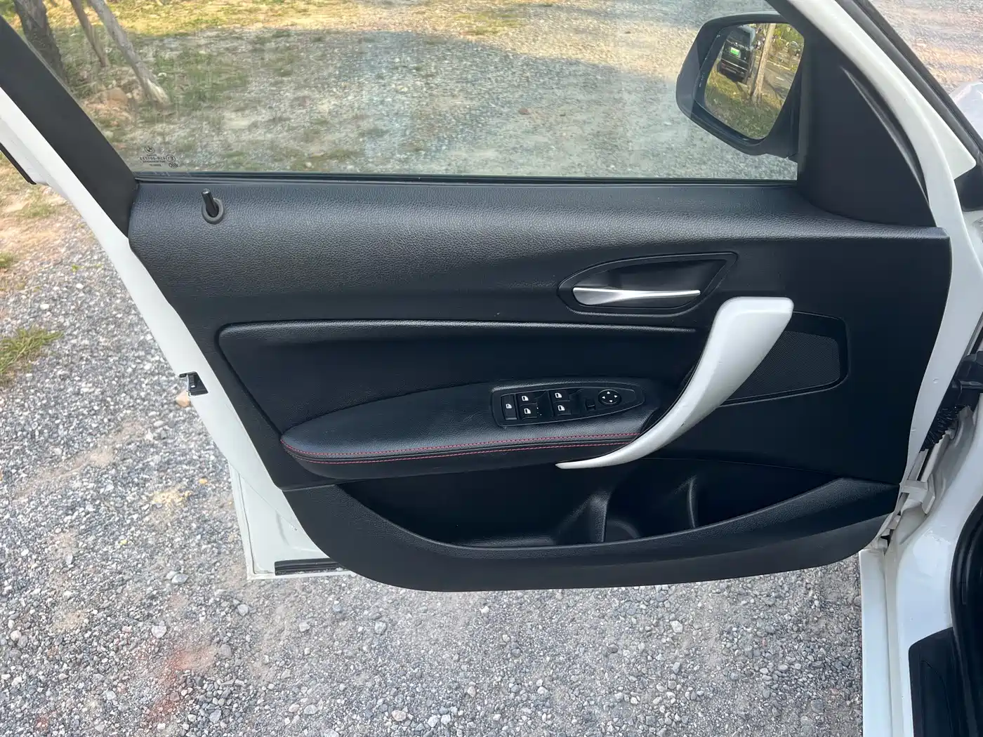 BMW 1 Series (Import) 2013 Facelift 116i Leading Model фото 4