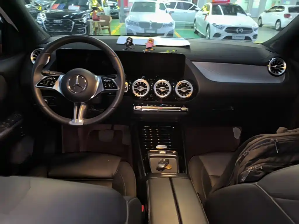Mercedes-Benz GLA 2024 2024 GLA 200