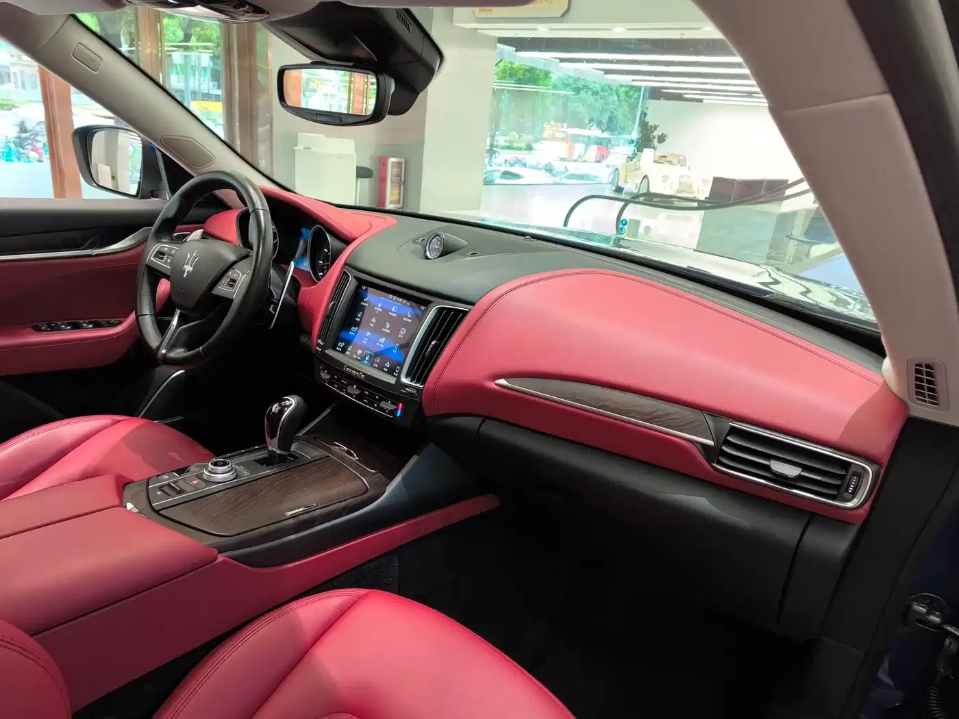 Maserati Levante 2017 2016 3.0T Standard