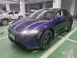 Photo 1 - Zhijie Luxeed R7