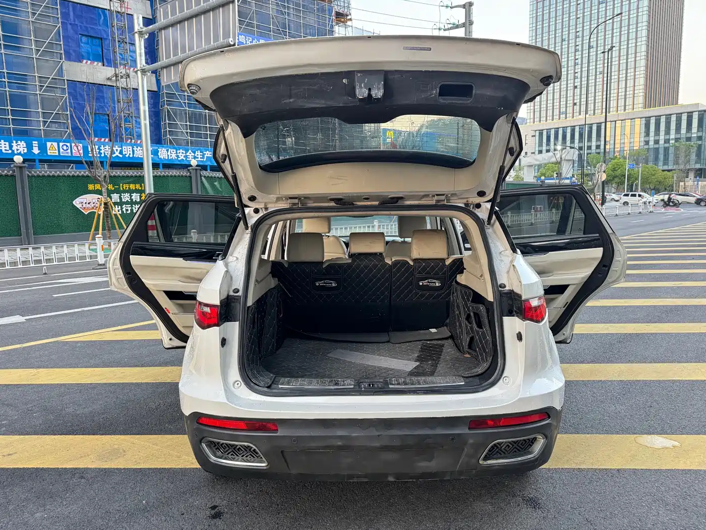 ZOTYE T700
